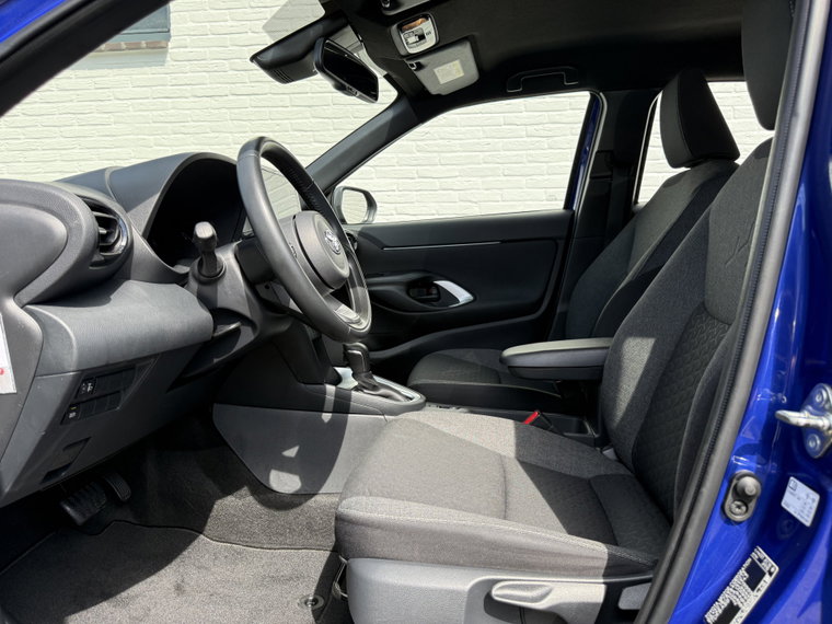Vehicle Image 26