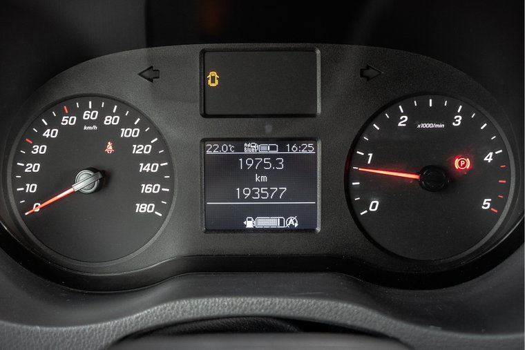 Vehicle Image 18