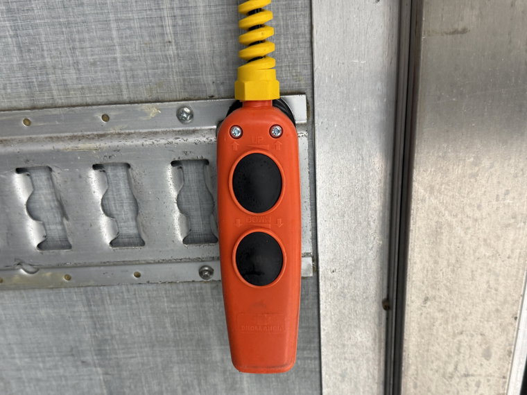 Vehicle Image 24