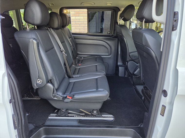 Vehicle Image 35