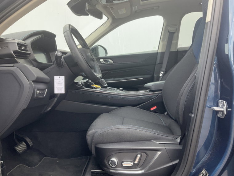 Vehicle Image 23