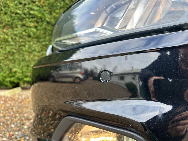 Vehicle Image 22
