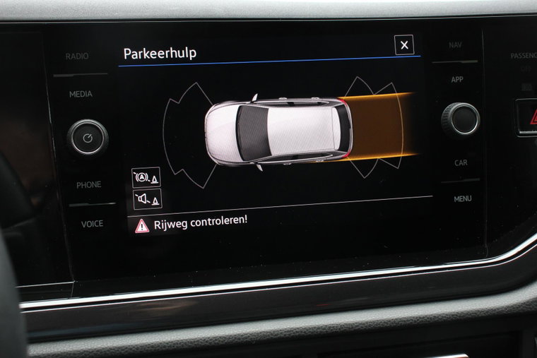 Vehicle Image 21