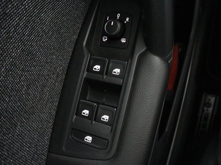 Vehicle Image 42