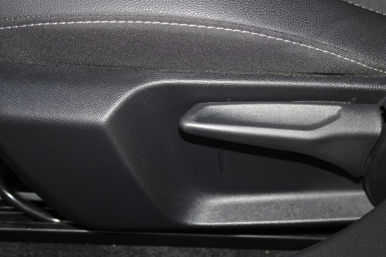 Vehicle Image 33