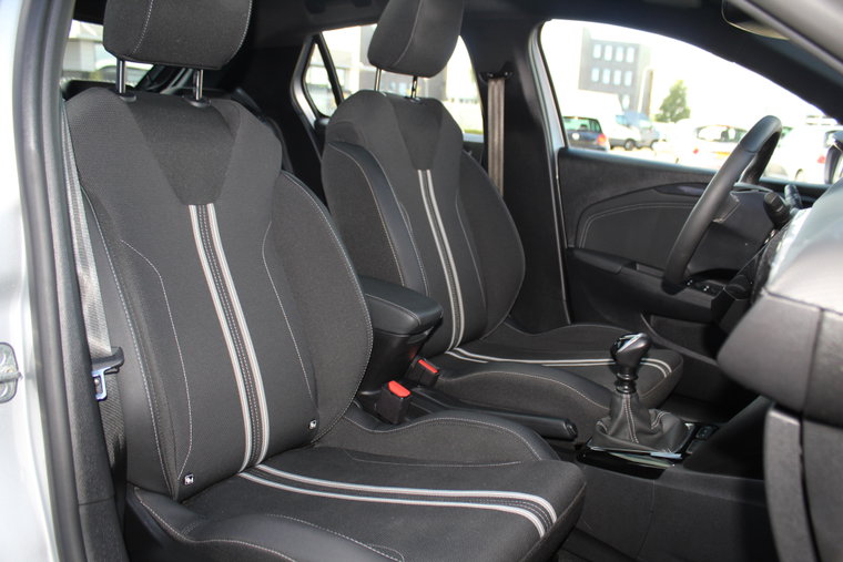 Vehicle Image 37