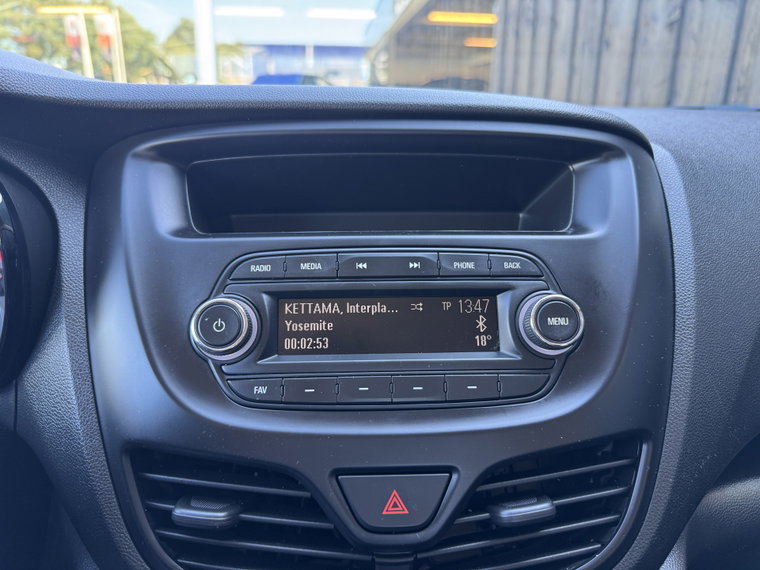 Vehicle Image 31