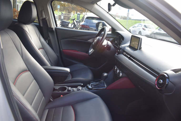 Vehicle Image 19