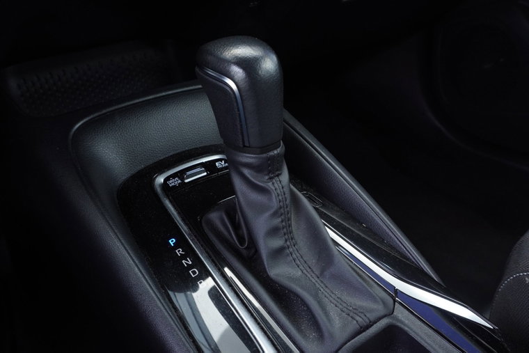 Vehicle Image 12