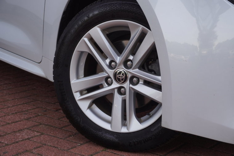 Vehicle Image 30