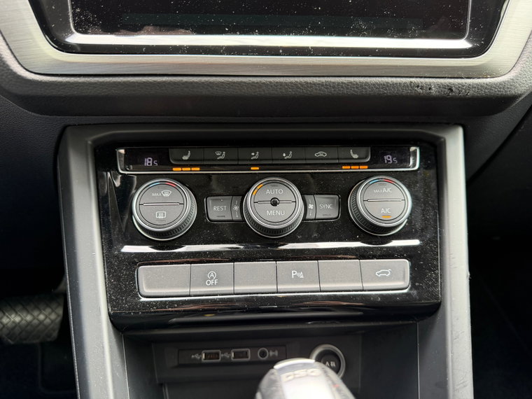 Vehicle Image 42