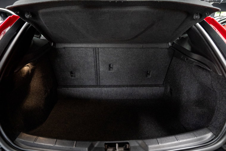 Vehicle Image 33