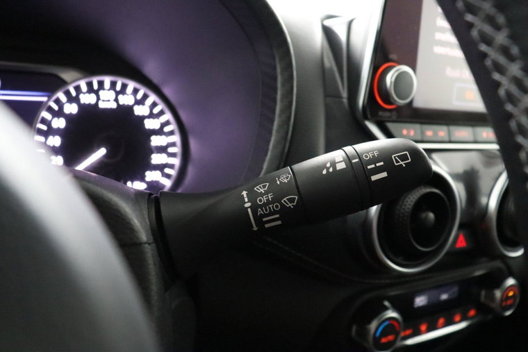 Vehicle Image 28