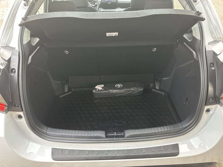Vehicle Image 48