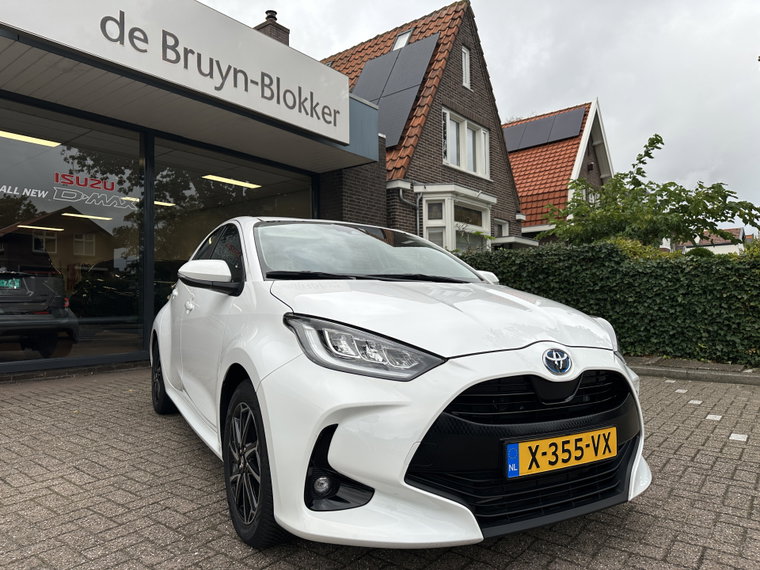 Vehicle Image 11