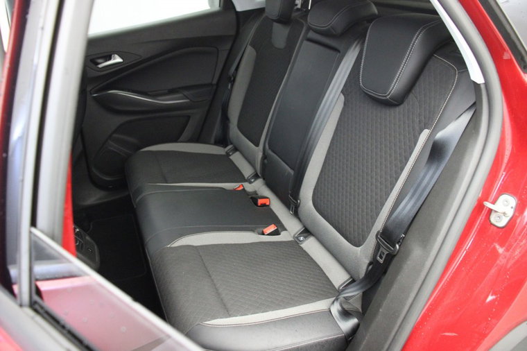 Vehicle Image 11