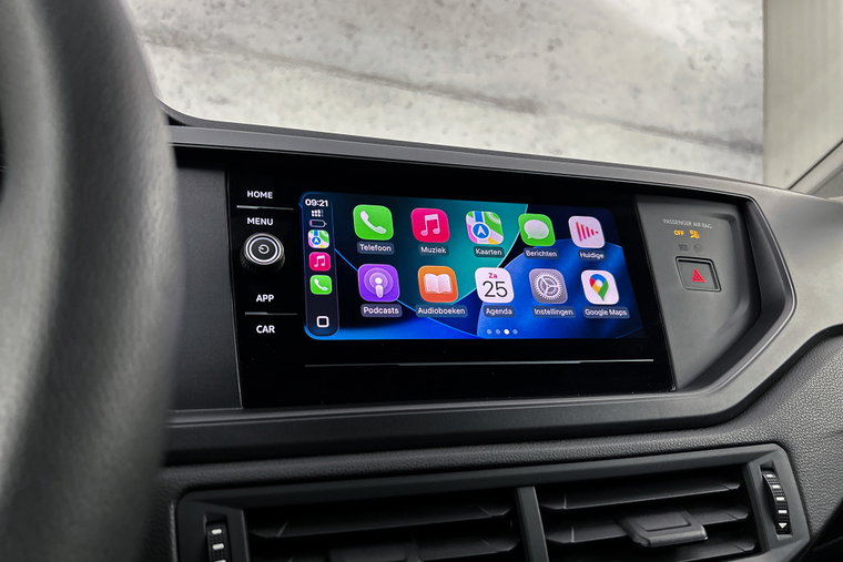Vehicle Image 18