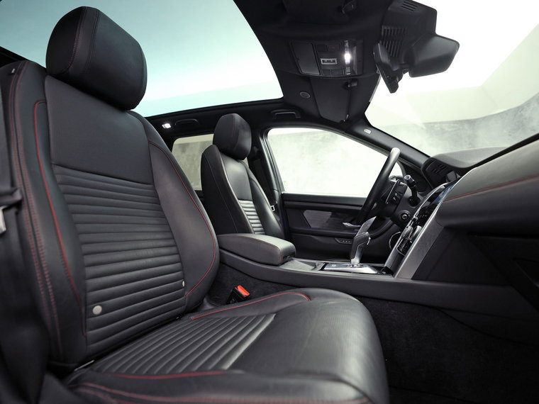 Vehicle Image 8