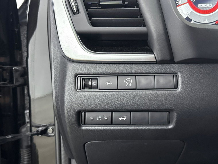 Vehicle Image 26