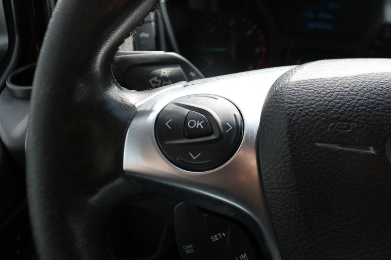 Vehicle Image 24
