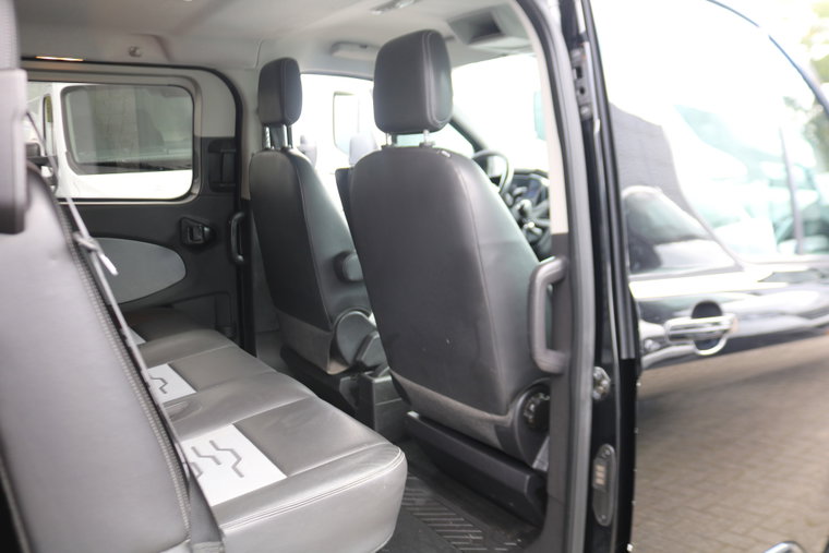 Vehicle Image 36
