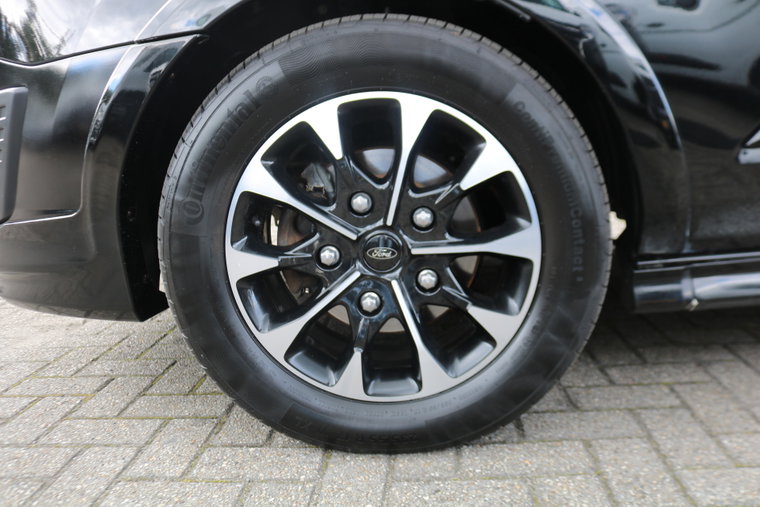 Vehicle Image 37