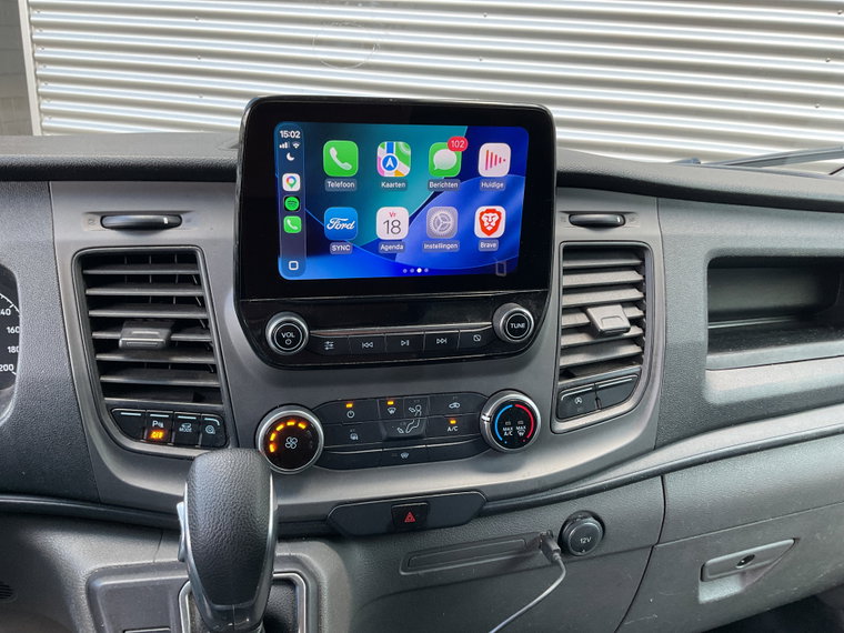 Vehicle Image 13