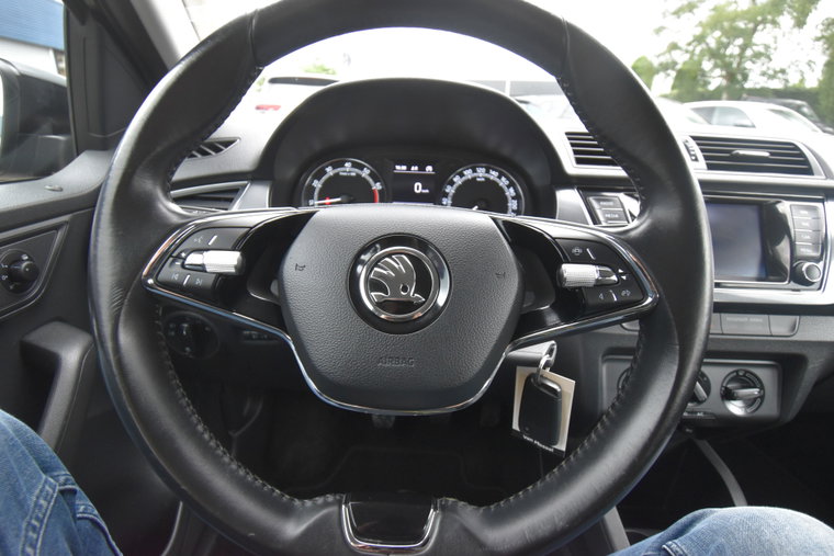 Vehicle Image 36