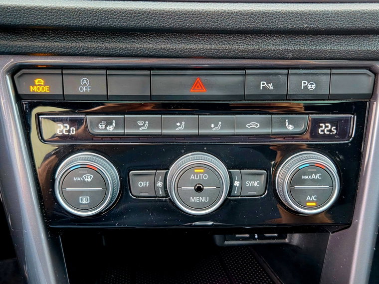 Vehicle Image 34