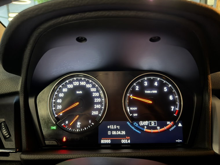 Vehicle Image 24