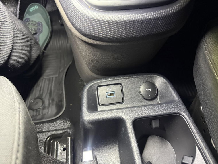 Vehicle Image 26