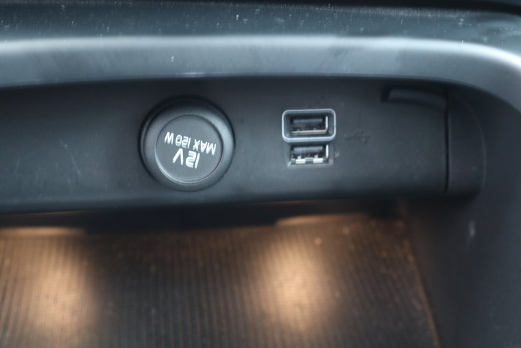 Vehicle Image 30