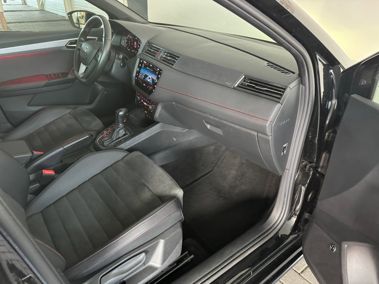 Vehicle Image 33