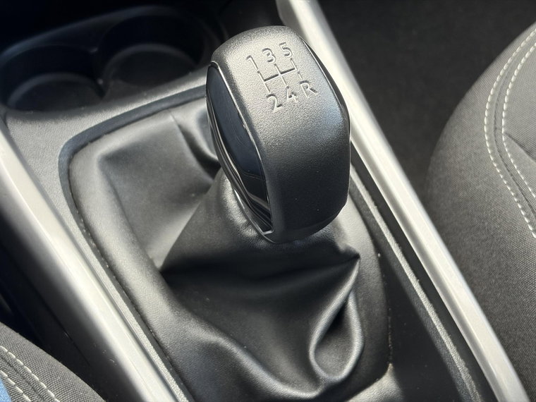 Vehicle Image 36