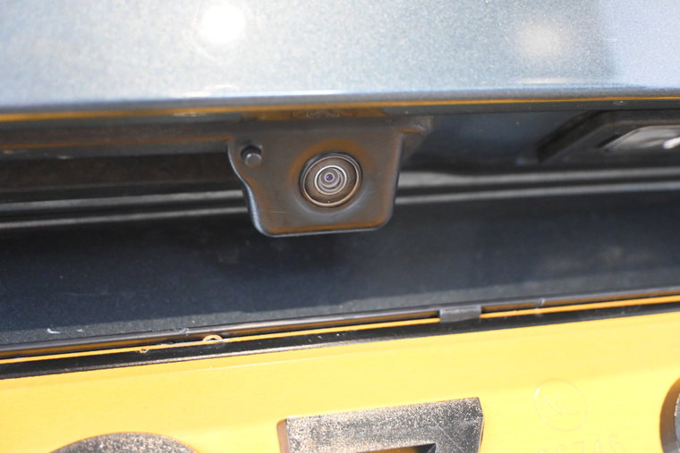 Vehicle Image 22