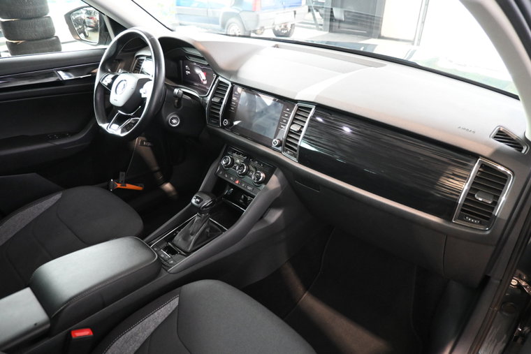 Vehicle Image 31