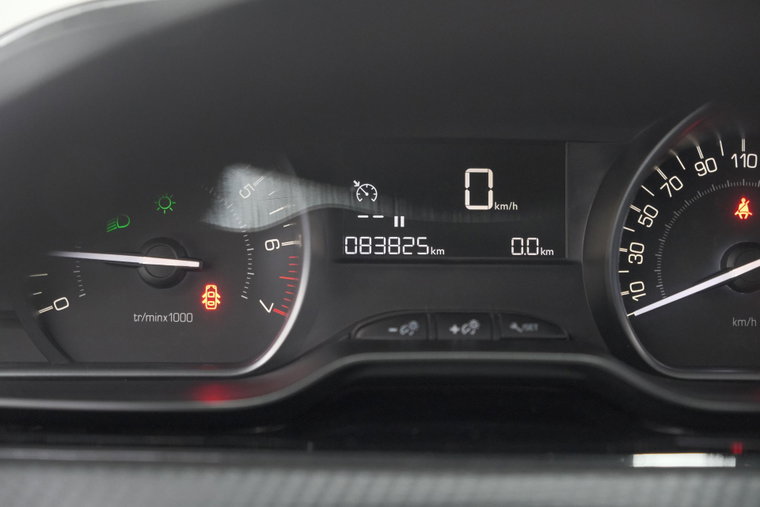 Vehicle Image 35