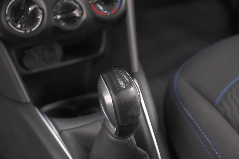 Vehicle Image 37
