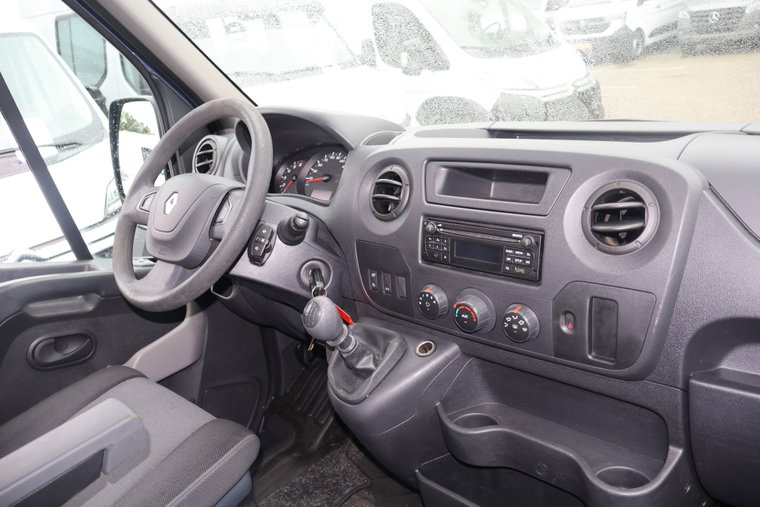 Vehicle Image 28