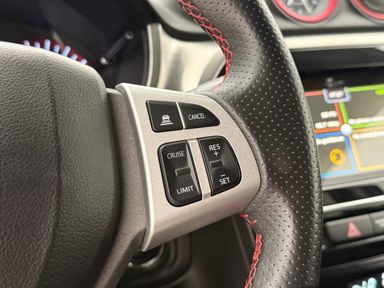 Vehicle Image 18