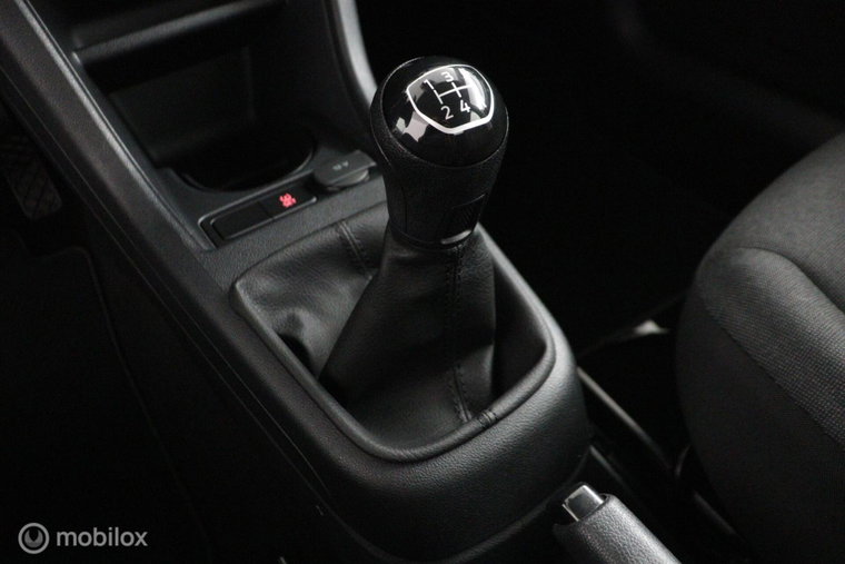 Vehicle Image 53