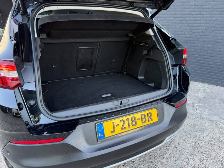 Vehicle Image 20
