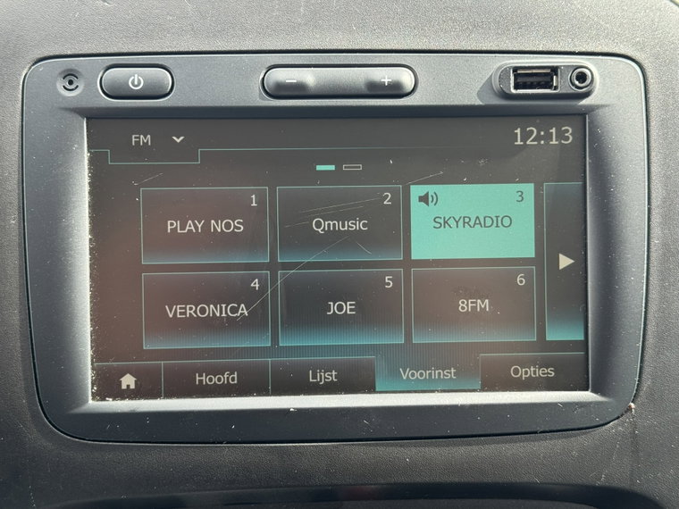 Vehicle Image 27