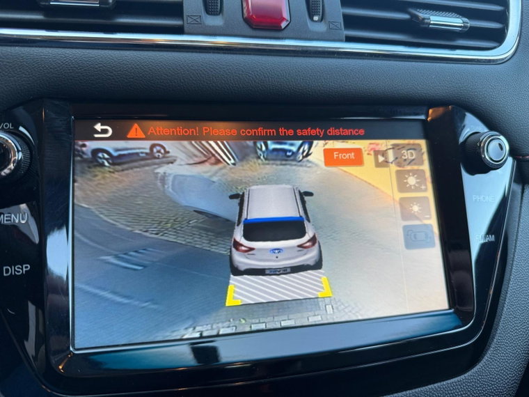 Vehicle Image 32