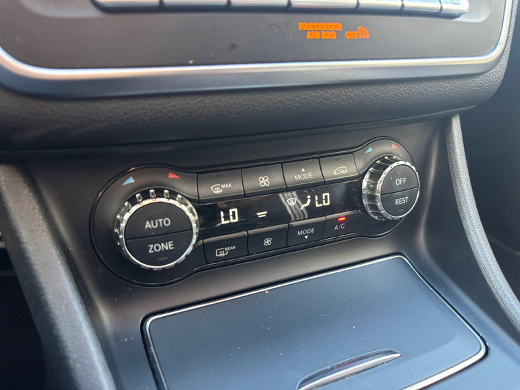 Vehicle Image 28