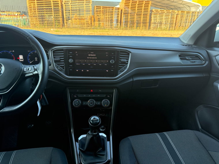Vehicle Image 35