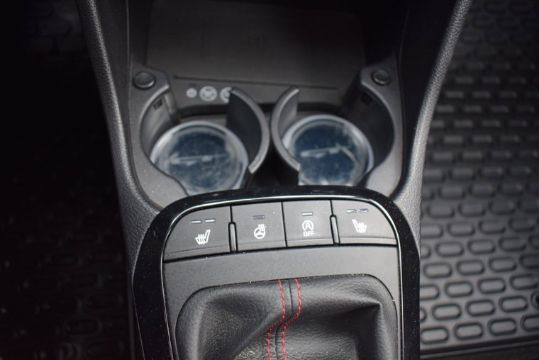 Vehicle Image 32