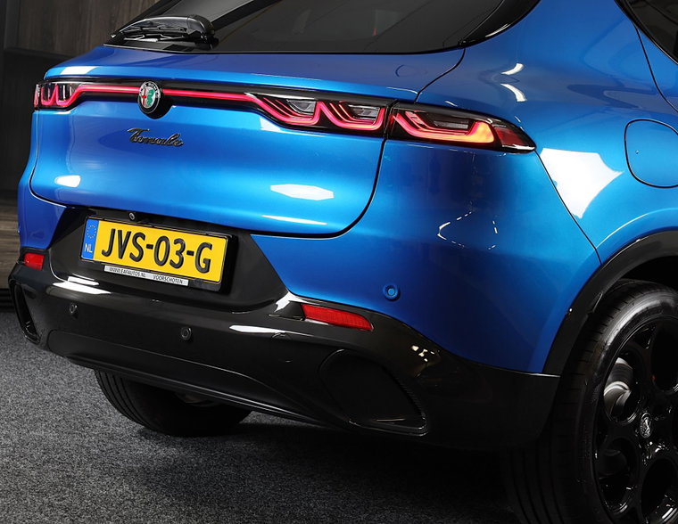 Vehicle Image 27