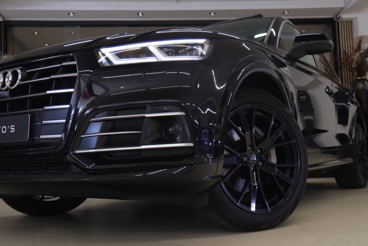 Vehicle Image 15