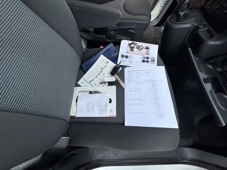 Vehicle Image 36